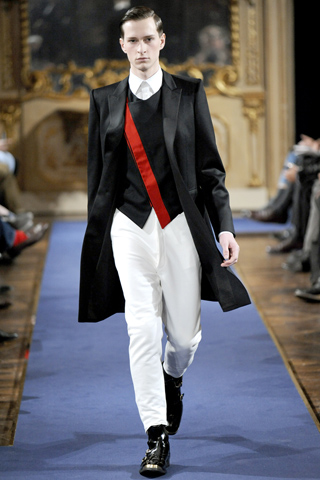 Alexander McQueen / - 2011-2012